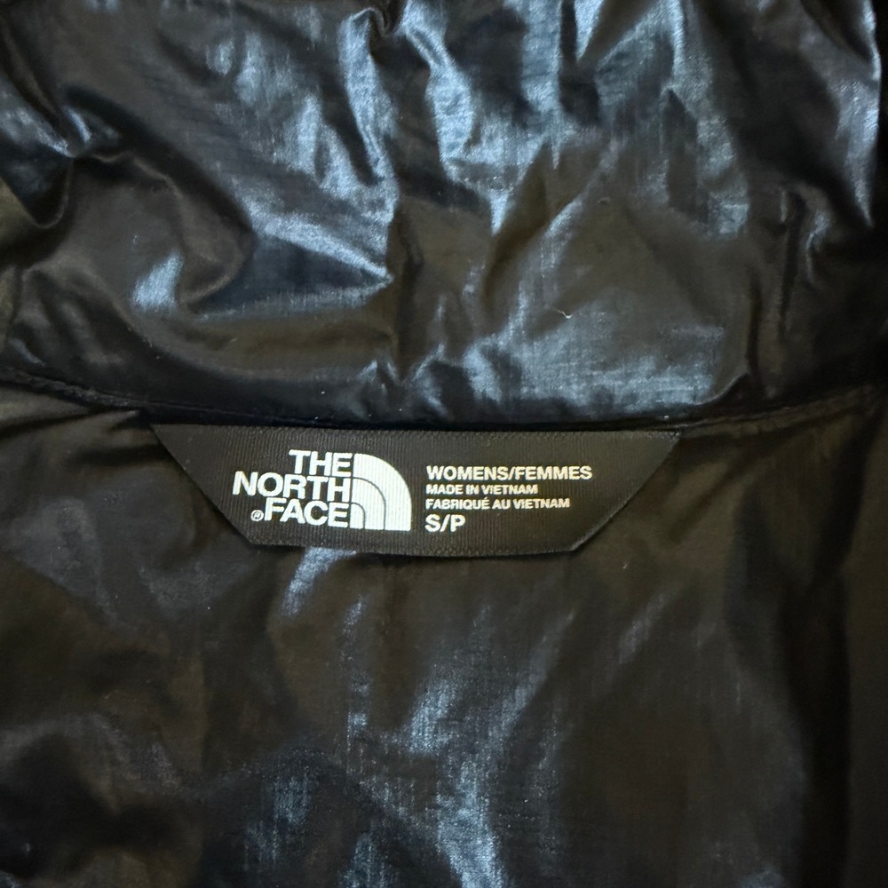 The North Face ThermoBall Vest Womens Small Black Quilted Puffer Full Zip - Picture 2 of 8